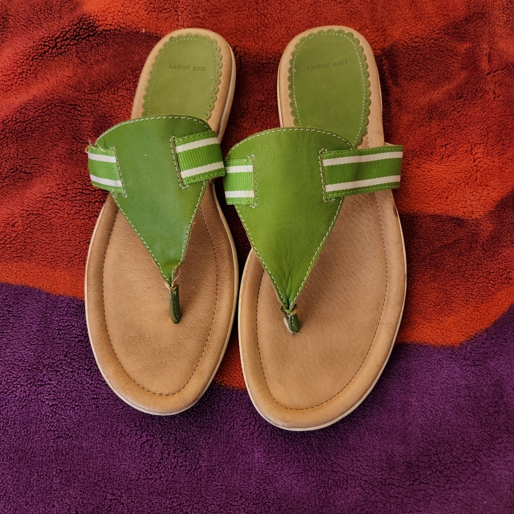 Pretty green summer shoe